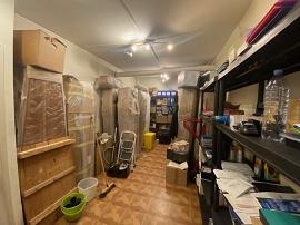 Magasin - 2 pièces - 57 m² - Cagnes sur mer