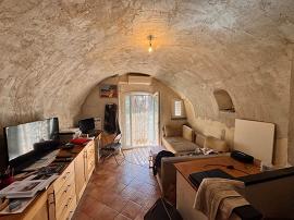 Maison de village - 1 pi&egrave;ce - 68 m² - Castagniers