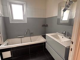 Appartement - 3 pi&egrave;ces - 92 m² - Saint-Laurent du var