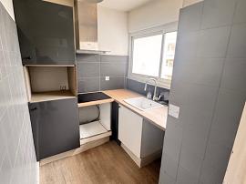 Appartement - 3 pi&egrave;ces - 92 m² - Saint-Laurent du var