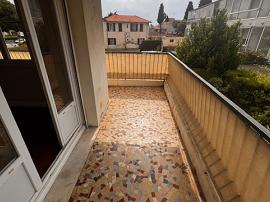 Appartement - 3 pi&egrave;ces - 92 m² - Saint-Laurent du var