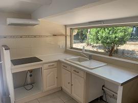 Appartement - 2 pi&egrave;ces - 58 m² - CAGNES  SUR MER - cuisine 