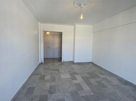 Appartement - 2 pi&egrave;ces - 51 m² - Cagnes sur mer - séjour 